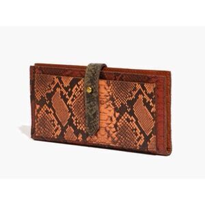 NWOT Madewell The Post Wallet in the Colorblock Snake Embossed Edition, minimali